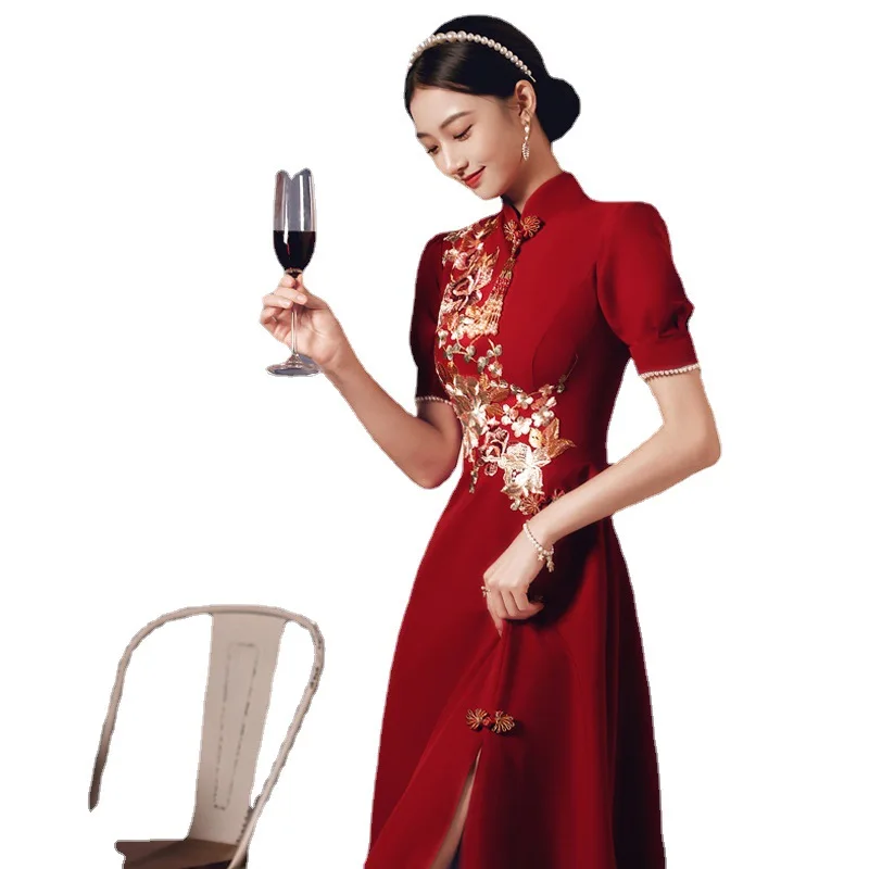 Çin İşlemeli düğün elbisesi Gelin Cheongsam Kadınlar için Şarap Kırmızı Mermaid Akşam Elbise Kostüm Qi Pao uzun elbise Zarif Görüntü 5